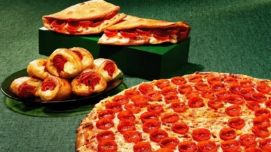 1711558402 Papa Johns Launches Crispy Cuppy Roni Platform